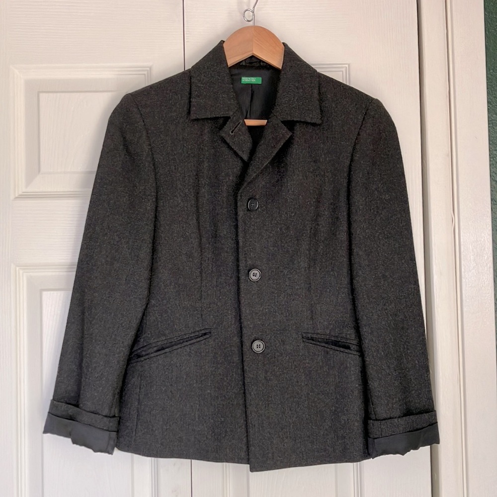 Charcoal gray wool Benetton blazer